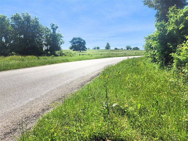 5530 Old Chappell Hill RD, Brenham, TX 77833