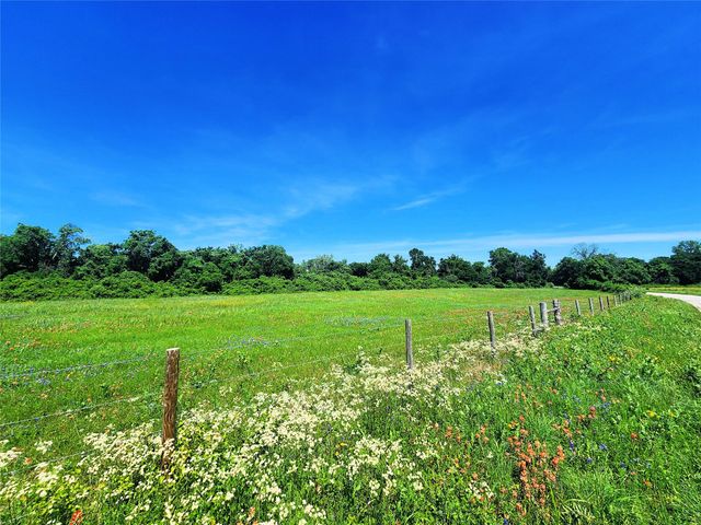 5530 Old Chappell Hill RD, Brenham, TX 77833