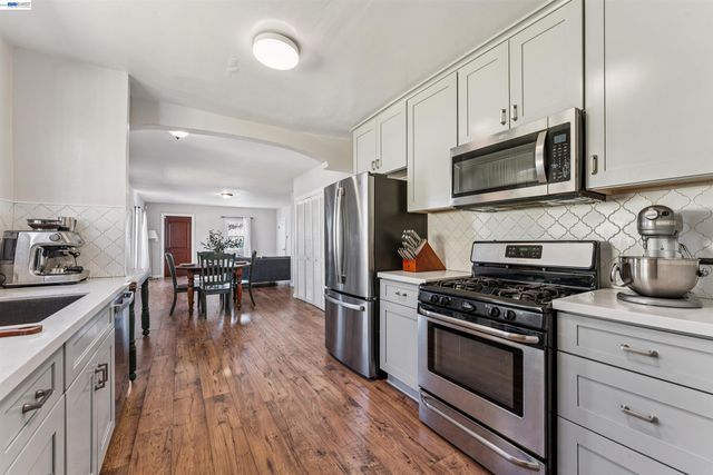 1262 94th Avenue, Oakland, CA 94603