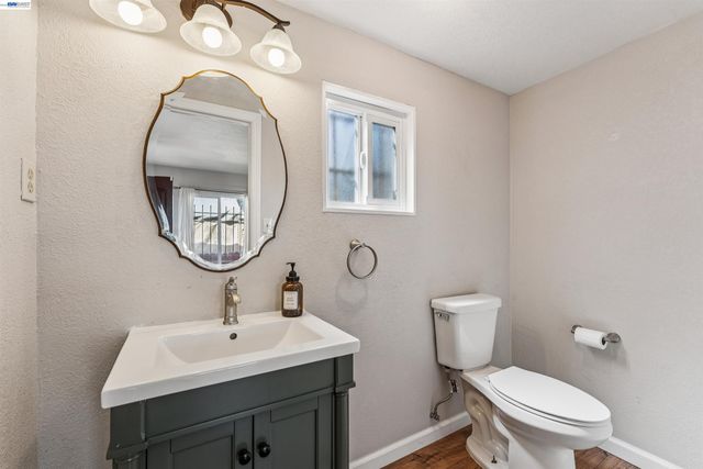 1262 94th Avenue, Oakland, CA 94603