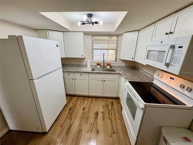 6041 13TH AVENUE, New Port Richey, FL 34653