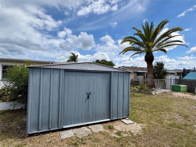 6041 13TH AVENUE, New Port Richey, FL 34653