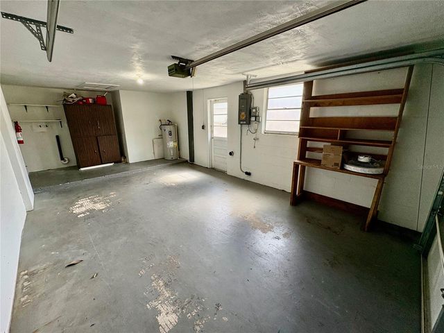 6041 13TH AVENUE, New Port Richey, FL 34653