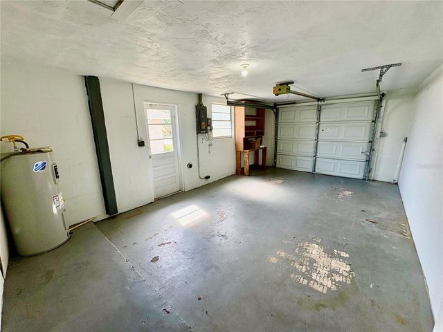 6041 13TH AVENUE, New Port Richey, FL 34653