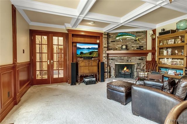 40 Waterford Park, Amherst, NY 14221