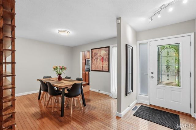 1021 Fairways Drive 1, Lake St Louis, MO 63367