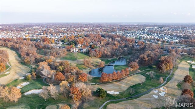 1021 Fairways Drive 1, Lake St Louis, MO 63367