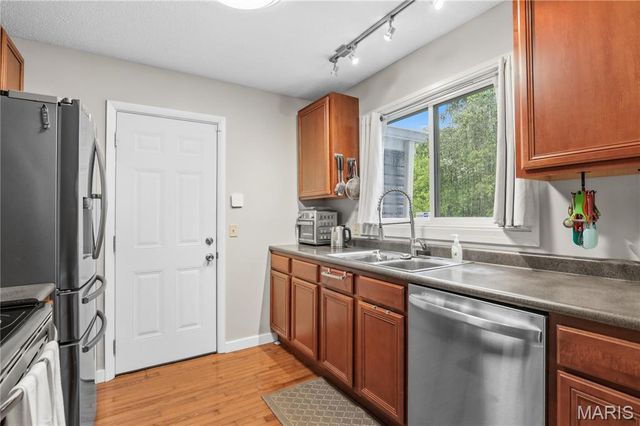 1021 Fairways Drive 1, Lake St Louis, MO 63367