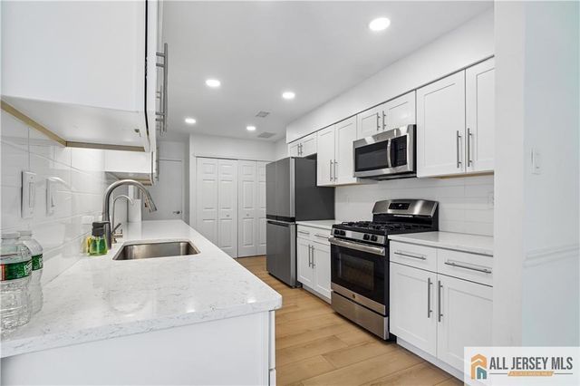 1 Brookline Court C, Montgomery, NJ 08540