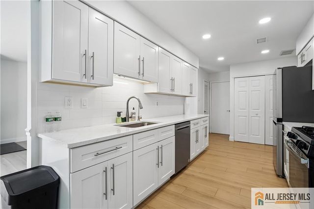 1 Brookline Court C, Montgomery, NJ 08540