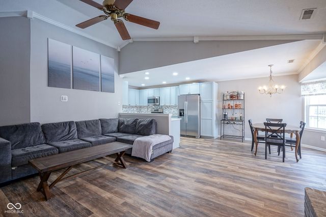 6038 White Birch Drive, Fishers, IN 46038