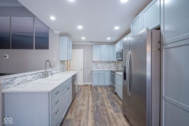 6038 White Birch Drive, Fishers, IN 46038