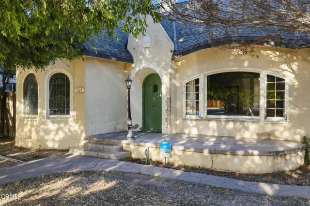 1525 Alta Vista Drive, Bakersfield, CA 93305