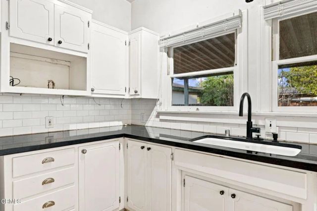 1525 Alta Vista Drive, Bakersfield, CA 93305