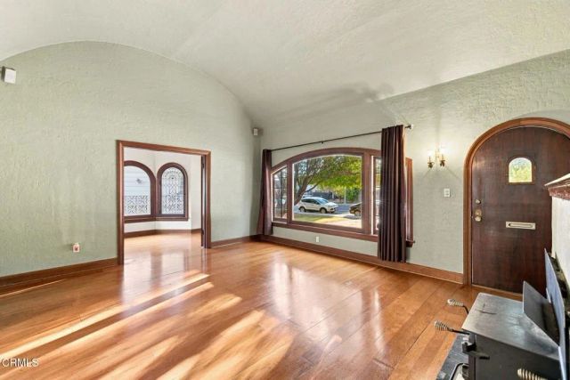1525 Alta Vista Drive, Bakersfield, CA 93305