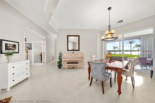 34 Meadowlake Circle S, Lake Placid, FL 33852