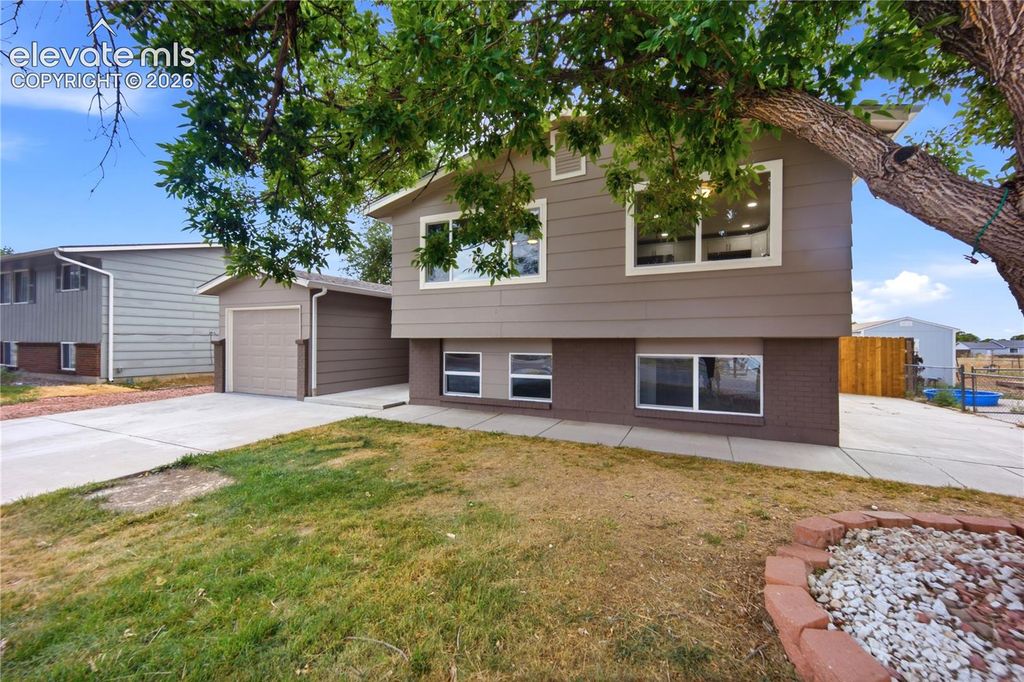 490 Calle Entrada NA, Fountain, CO 80817 — photo 4