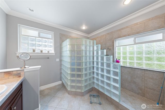 880 Shoshone Drive, La Conner, WA 98257