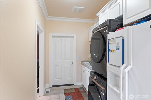 880 Shoshone Drive, La Conner, WA 98257