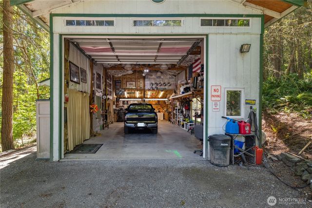 880 Shoshone Drive, La Conner, WA 98257