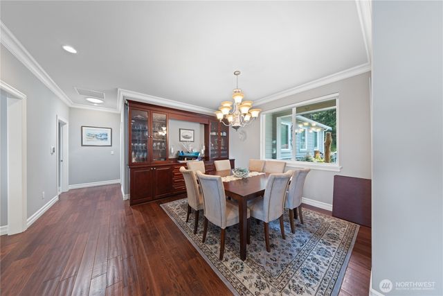 880 Shoshone Drive, La Conner, WA 98257