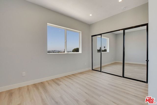 4547 Saturn Street, Los Angeles, CA 90019