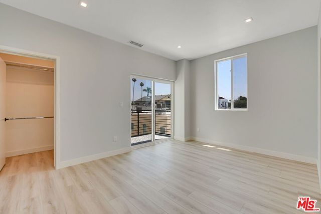 4547 Saturn Street, Los Angeles, CA 90019