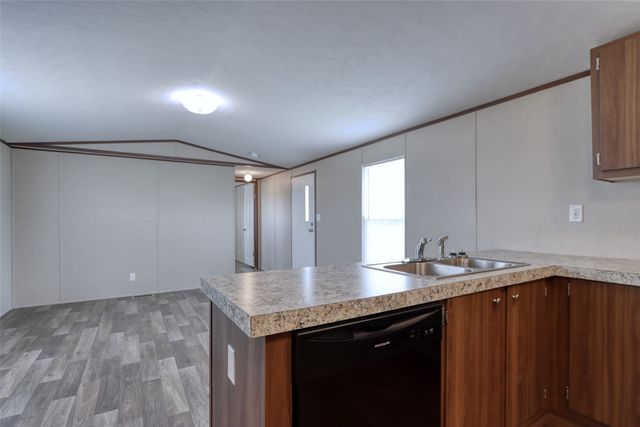 11933 County Road 2170, Barry, TX 75102