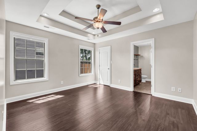 1933 Jackie Lorraine Dr, Clarksville, TN 37042