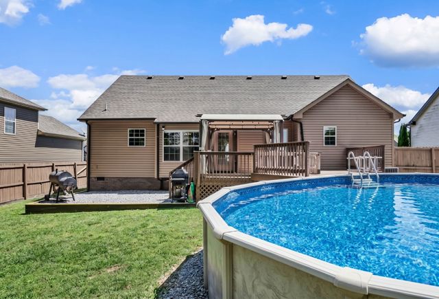 1933 Jackie Lorraine Dr, Clarksville, TN 37042