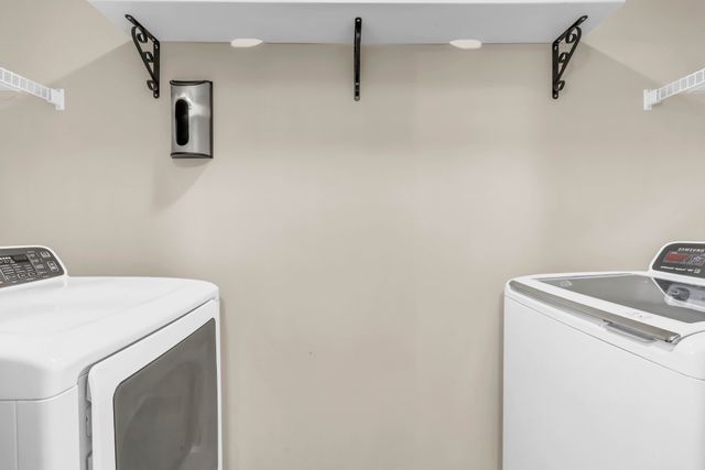 1933 Jackie Lorraine Dr, Clarksville, TN 37042