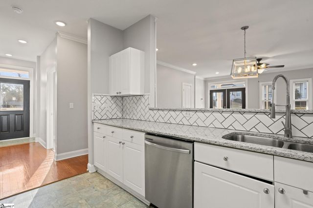 15 Oakhurst Avenue Unit A 15 Oakhurst Ave Unit A, Greenville, SC 29609