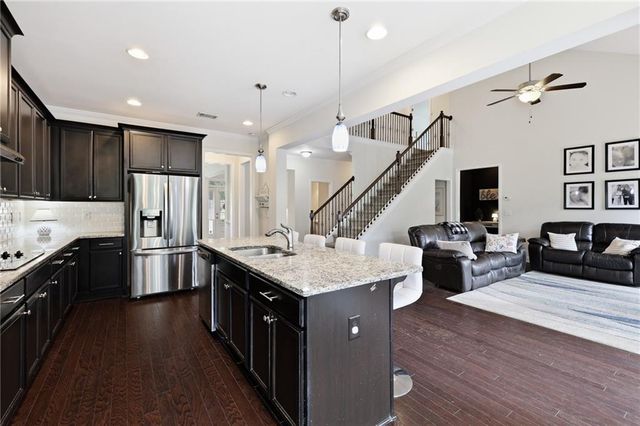 5830 Mulberry Hollow, Flowery Branch, GA 30542