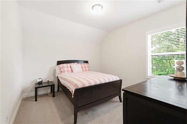 5830 Mulberry Hollow, Flowery Branch, GA 30542