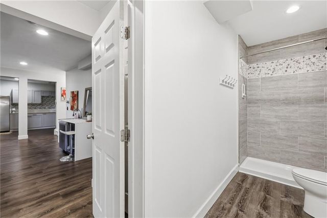 5830 Mulberry Hollow, Flowery Branch, GA 30542