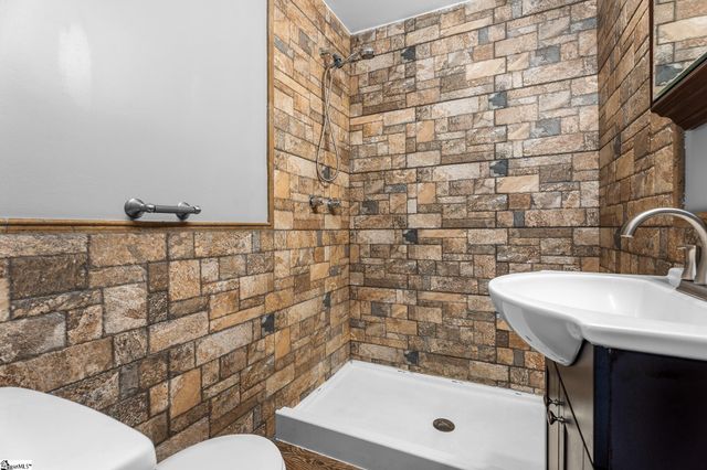 1316 Jameson Road, Easley, SC 29640