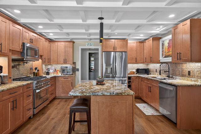 2012 Mooreland Drive, Lawrenceburg, KY 40342