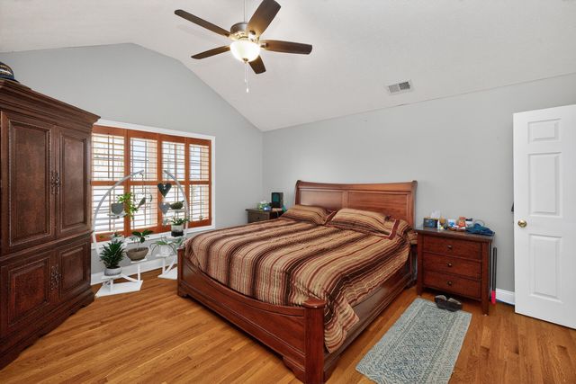 2012 Mooreland Drive, Lawrenceburg, KY 40342