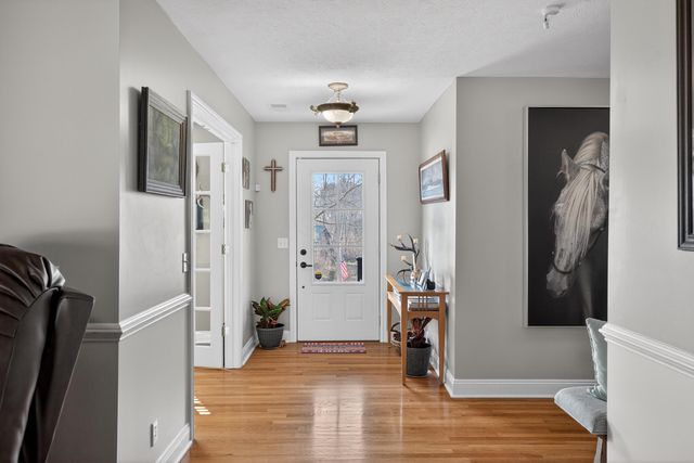 2012 Mooreland Drive, Lawrenceburg, KY 40342