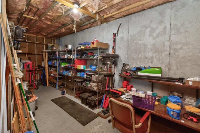 2012 Mooreland Drive, Lawrenceburg, KY 40342