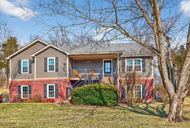 2012 Mooreland Drive, Lawrenceburg, KY 40342