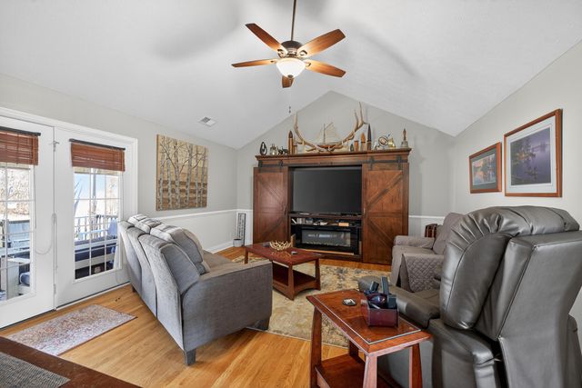 2012 Mooreland Drive, Lawrenceburg, KY 40342