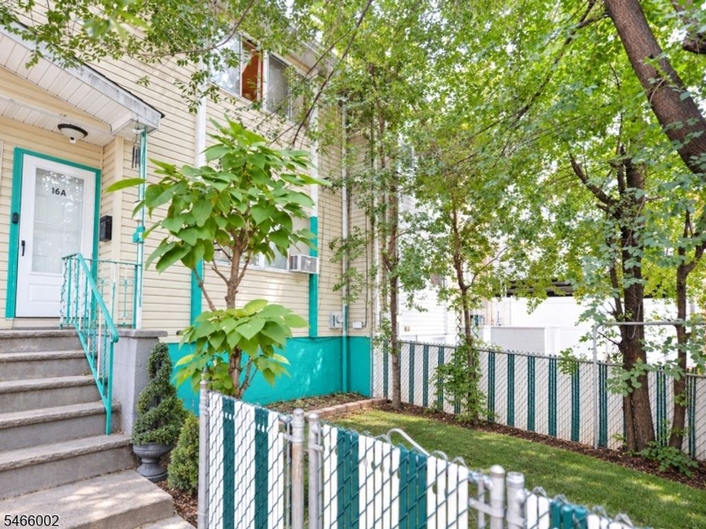 14 Pearl St, Paterson City, NJ 07501 — exterior
