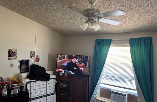 1097 S Concho Road, Golden Valley, AZ 86413