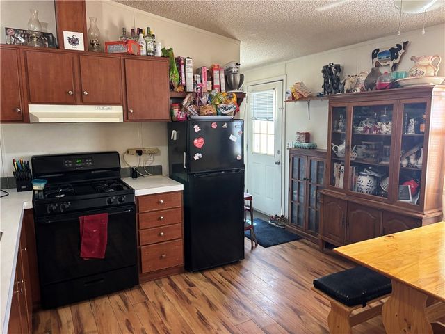 1097 S Concho Road, Golden Valley, AZ 86413