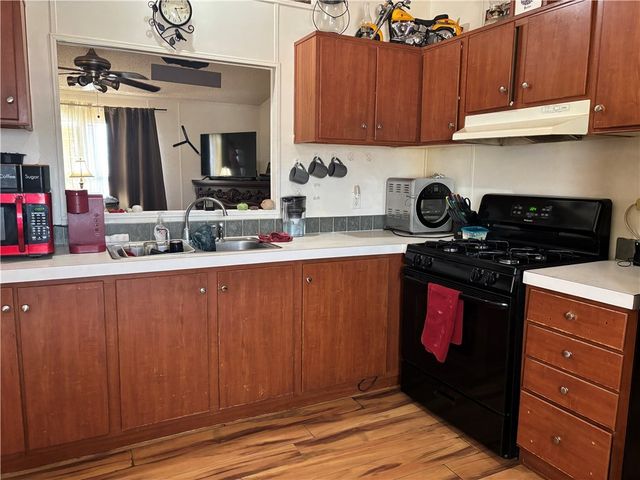 1097 S Concho Road, Golden Valley, AZ 86413