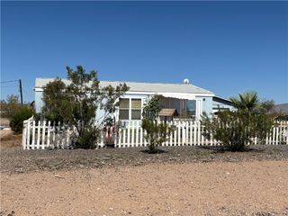 1097 S Concho Road, Golden Valley, AZ 86413