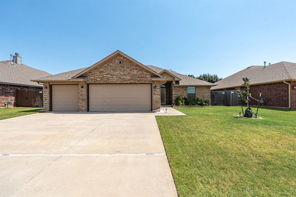 8100 Kaden Road, Oklahoma City, OK 73132