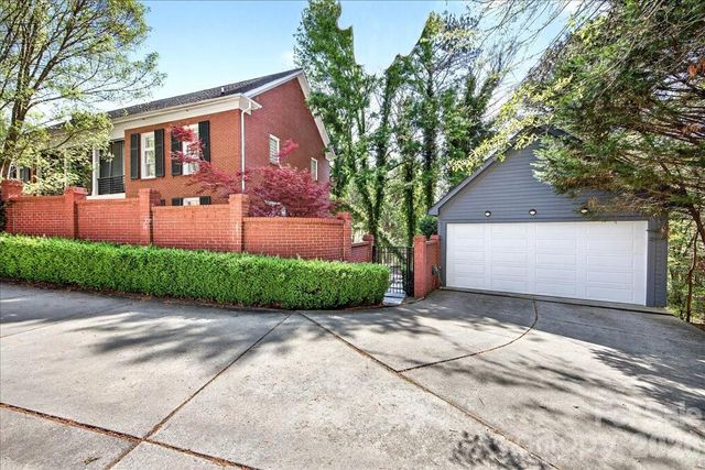 631 Vendue Place, Charlotte, NC 28226