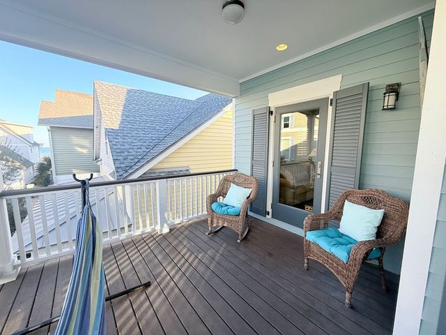 406 Sailhouse Way, Rockport, TX 78382